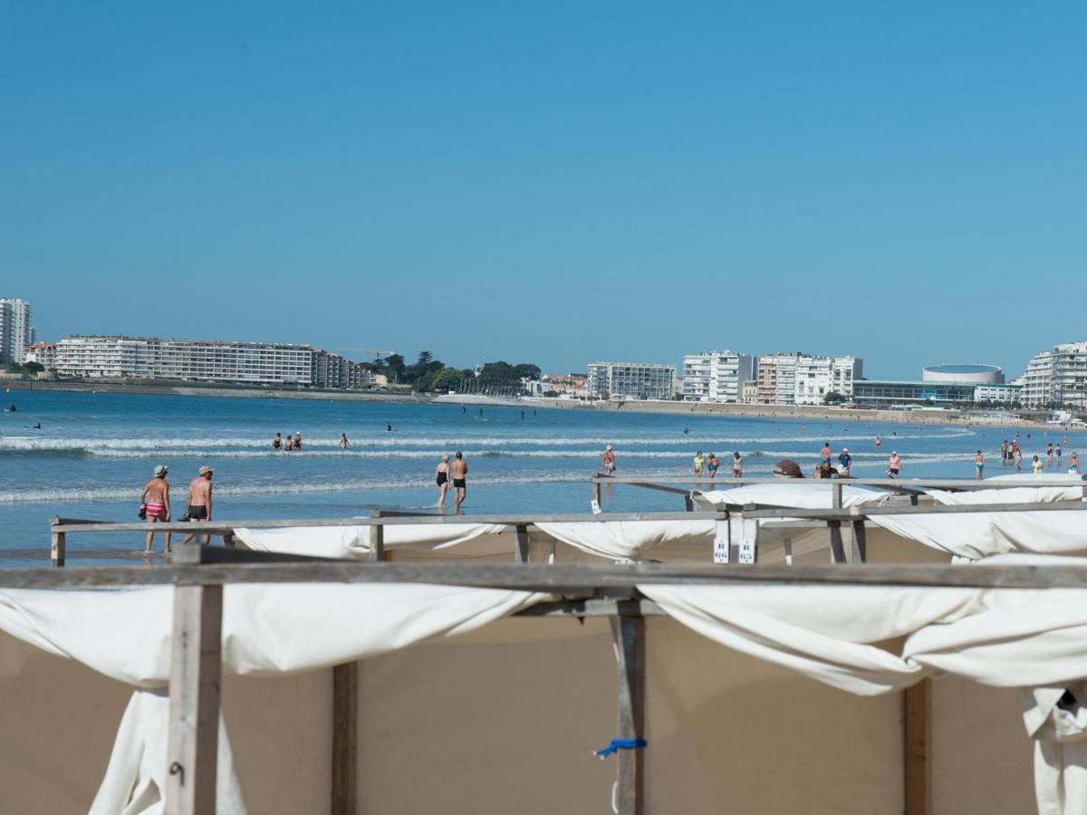 Appartement T2 Face Plage Avec Balcon, Cuisine Equipee Et Tv - Fr-1-92-908 Les Sables-dʼOlonne Exterior foto